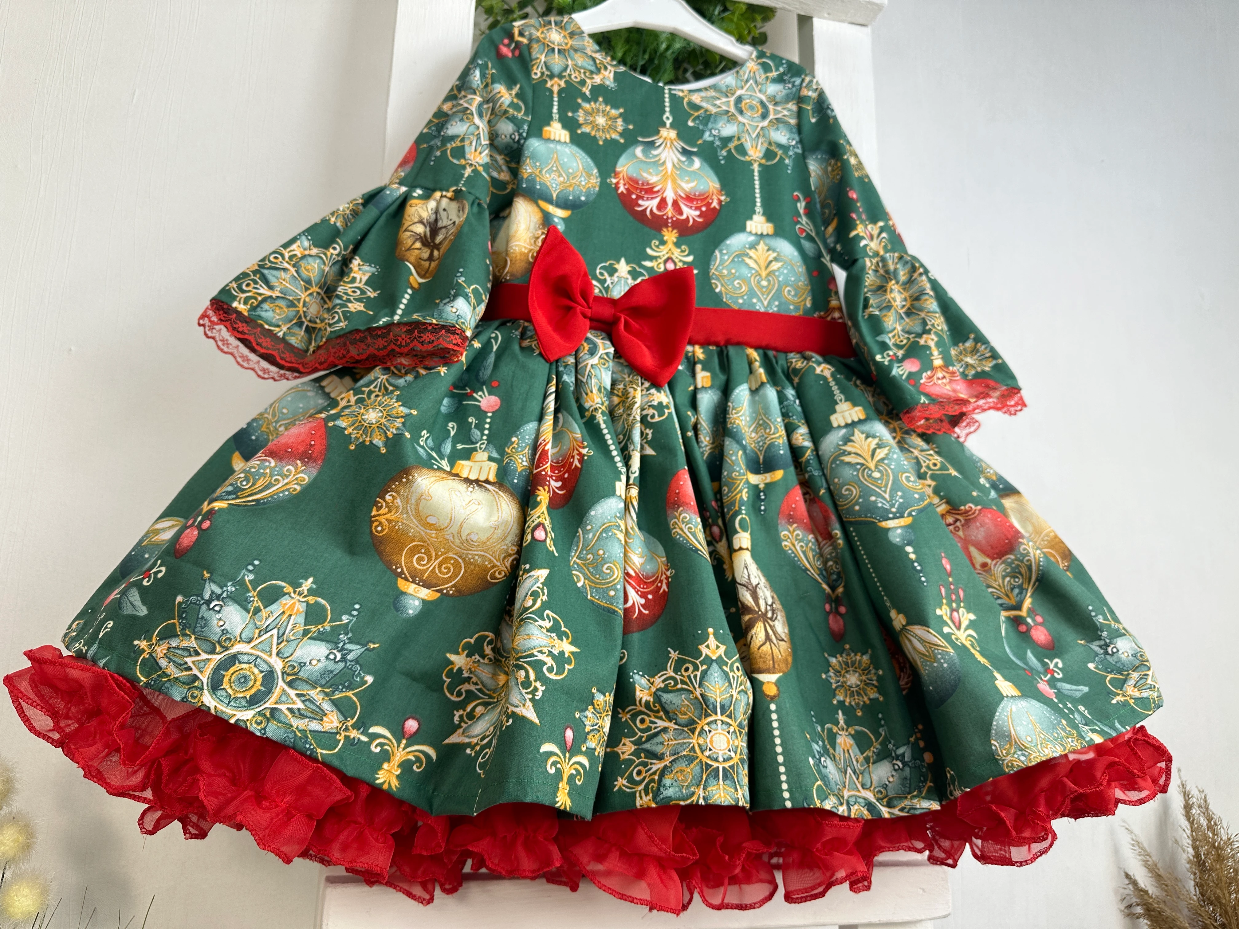 Новорічна сукня на дівчинку 
